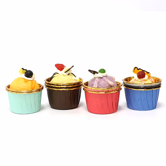 Forros de muffin copos de folha de alumínio dourado assam molde de pudim com tampas transparentes